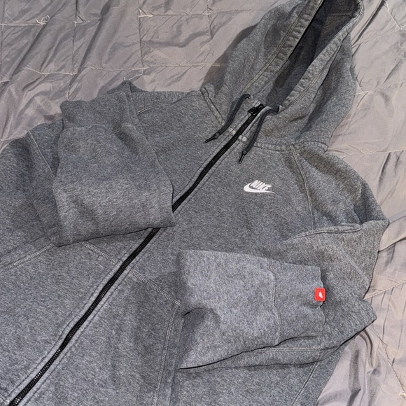NIKE GREY ZIP UP HOODIE CHARCOAL - Picture 3 of 5